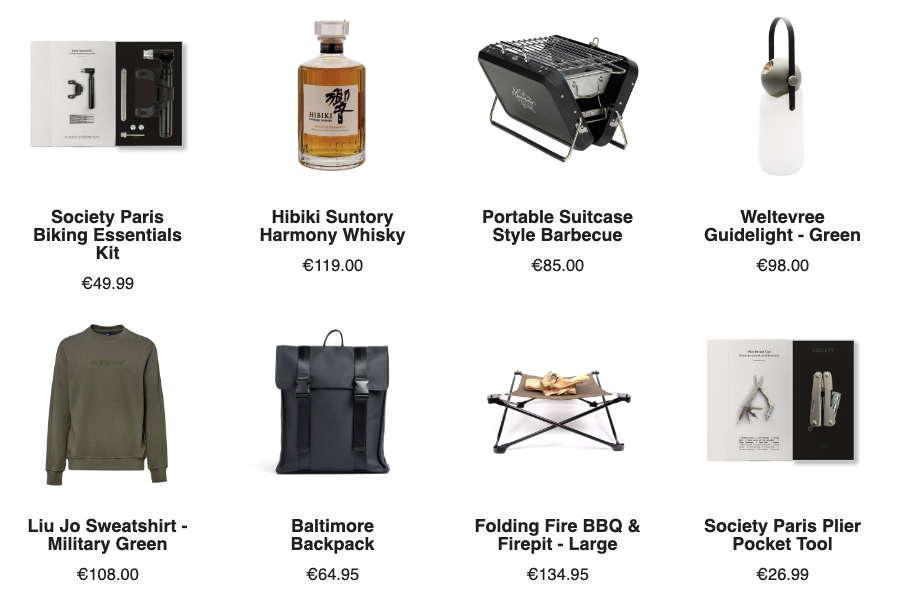 Travel_Essentials_For_The_Adventure_Trip_EN