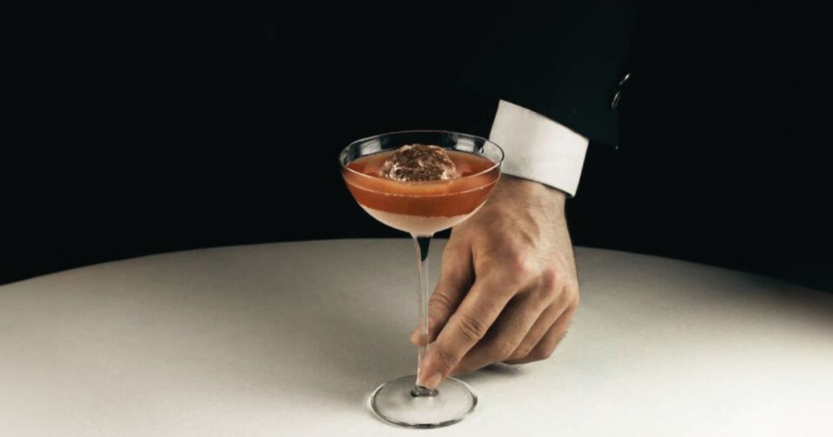 The Ultimate Gifts For The Mixologist: Perfect Presents For Cocktail Lovers!