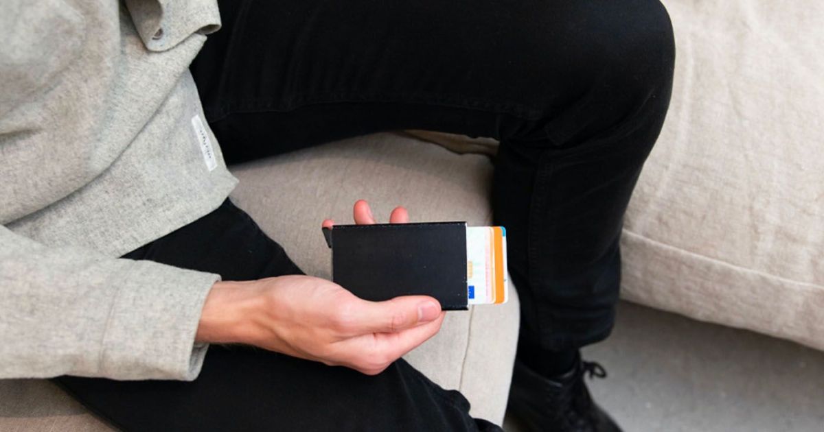 A Wallet: The Male Power