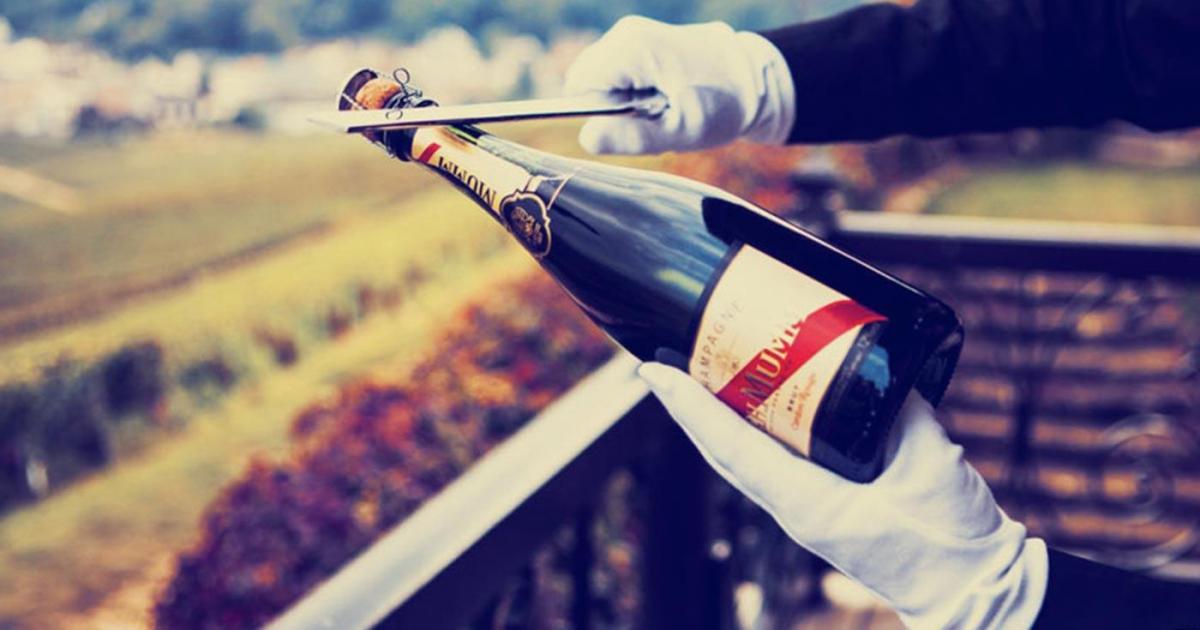 Améliorez Votre Virilité: Sabrez Votre Champagne!