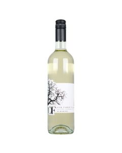 Oak Farm Vineyards Albarino white wine