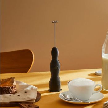 Alessi Spieniacz do mleka Pulcina - biały