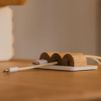 Oakywood Magnetyczny uchwyt na kabel - dąb