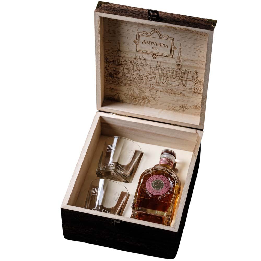 MM Antverpia 1550 Rum Wooden Gift Set