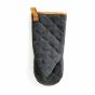 Vinga of Sweden Asado oven mitt black
