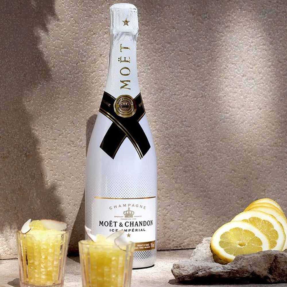 Moët & Chandon Ice Impérial Gift Set - Limited Edition