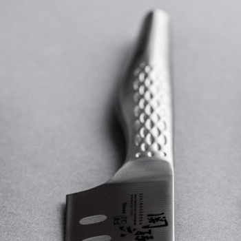 Seki Magoroku Shoso Wellenkante Santoku Messer