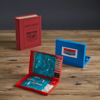 Schlachtschiff Vintage Bücherregal Edition