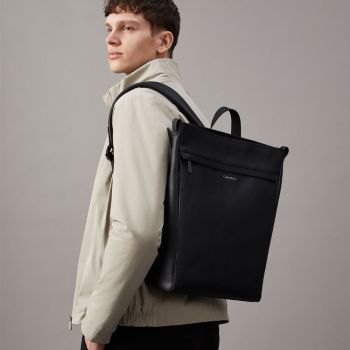 Calvin Klein Roll-Top-Rucksack - Schwarz
