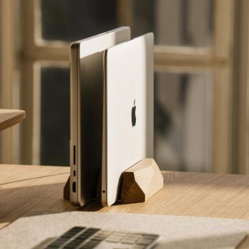 Oakywood Doppelter Laptop-Ständer - Eiche