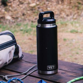 YETI Rambler 18 Oz Flasche Mit Chug-Verschluss - Schwarz