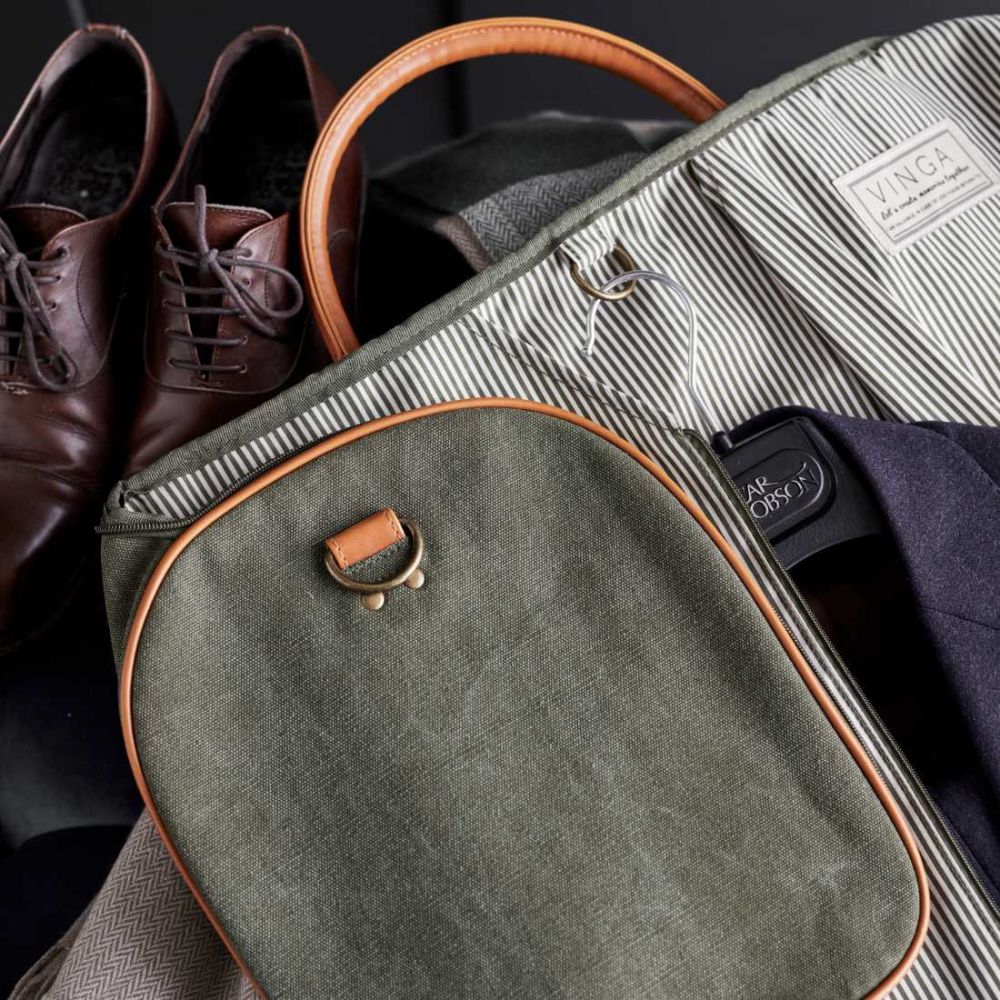 Vinga of Sweden Clifton Suit Bag | Luxury For Men