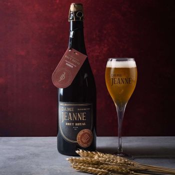 Dame Jeanne Champagner Bier Brut Royal Bourbon Geschenkbox