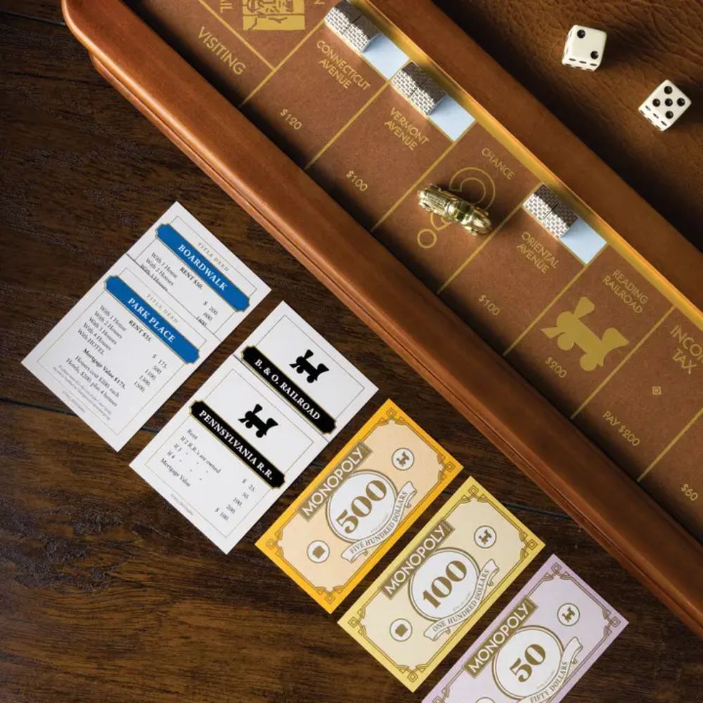 Monopoly Luxury Heirloom Edition – Scacchiera In Noce Di Lusso – Edizione USA