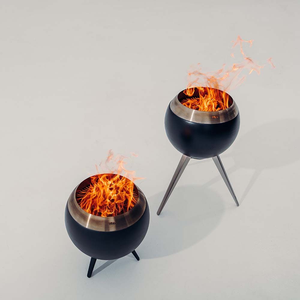 Höfats Moon 45 Fire Basket With Low Stand