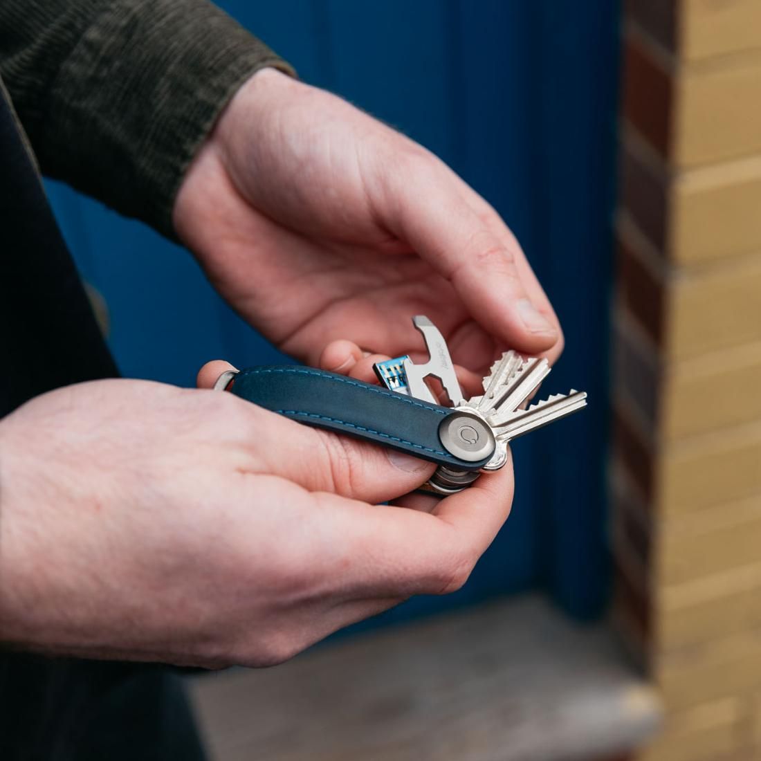 Orbitkey Key Organizer 2.0 &ndash; Portachiavi Slim In Gomma &ndash; Capacit&agrave; 7 Chiavi